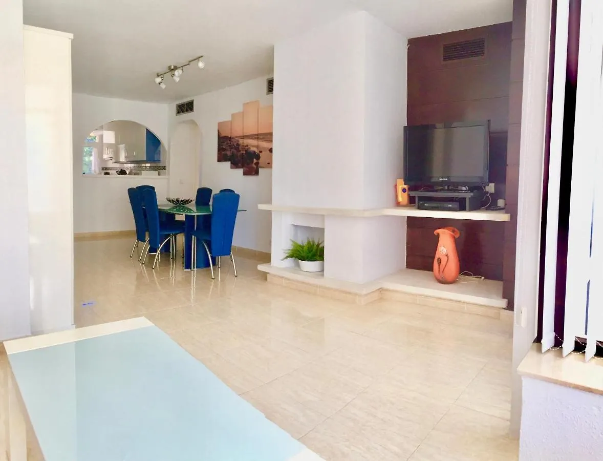 Playamar - Exclusive Beach Apartment With Pool, Tennis And Wifi Torremolinos